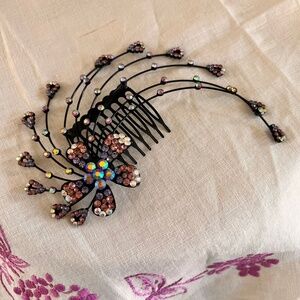 Beautiful Jewelled Hair Comb